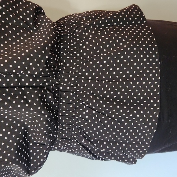 Lipslide Black & White Polka Dot top - Picture 9 of 11